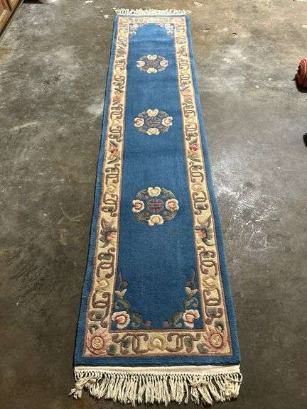 Great looking thick pile runner in hues of blue/neutral……27 x 120 image