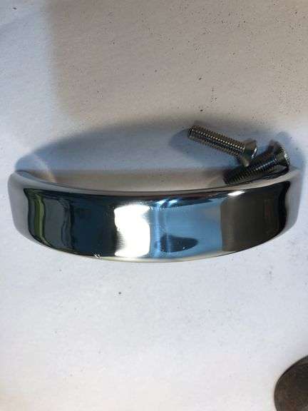 5.5 qt. Green Pan Dutch oven pan. Pan only. No lid. Includes new handle and screws for a lid. Never used.