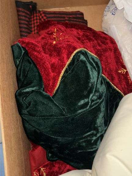 (1) tote and (1) box of Christmas decor (see all pics)