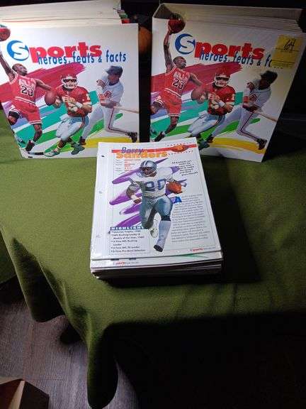 Sports heroes, feats and facts binders. See description image