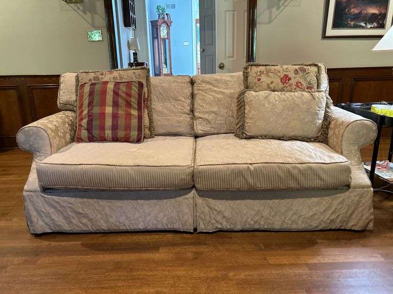 Haverty’s plush scroll arm sofa with pillows…..84 x 27 x 19 tall to seat (33 tall overall)…..cushions are reversible image