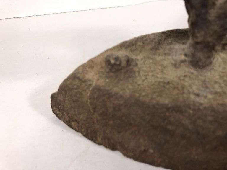 Antique primitive SAD iron. 6 x 3.75”.