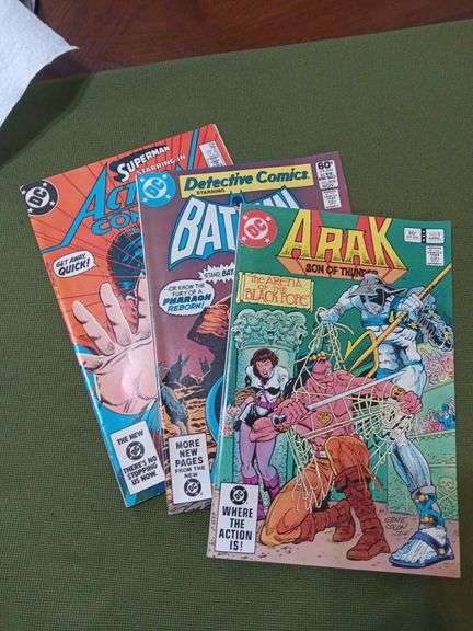 Set up 3 comic books.Good condition Superman number five fifty eight, Arak number eight in Batman number 508 .see description image