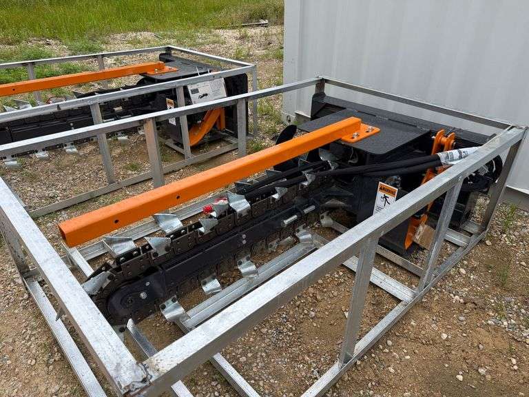 Unused 2024 WOLVERINE Trencher