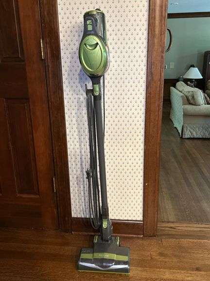 Shark Rocket electric vacuum….working condition image