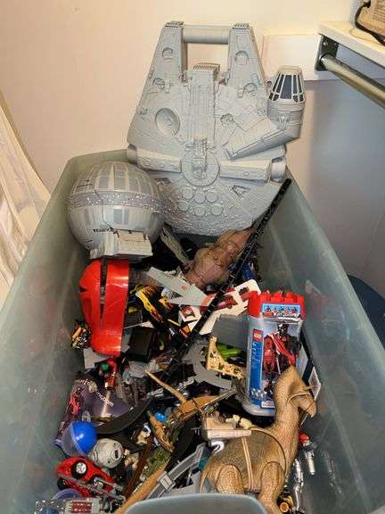 Tote full of majority Star Wars toys (see all pics) image