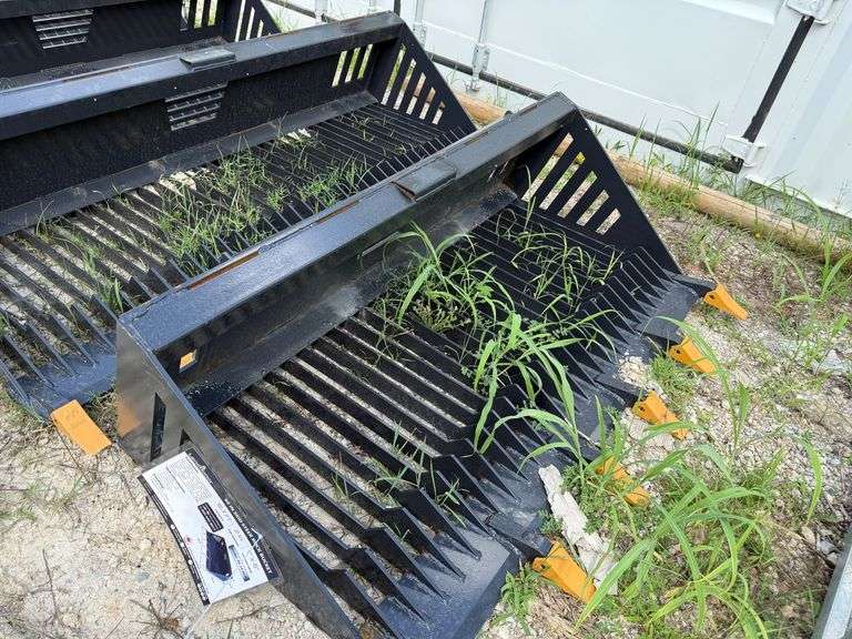 Unused 2023 Landhonor SKID STEER ROCK BUCKET, RB-14-66W image