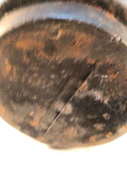 Antique gate marked #8 cast iron tea kettle. Starburst pattern. 11 1/2” x 9 1/2 “ 6.5” H.