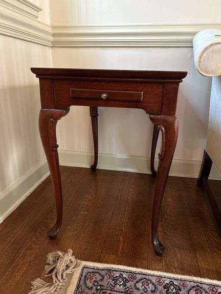 Hickory Chair Historical James River Plantation side table with pull out trays on each end…..17-3/4 x 28 x 25 tall image