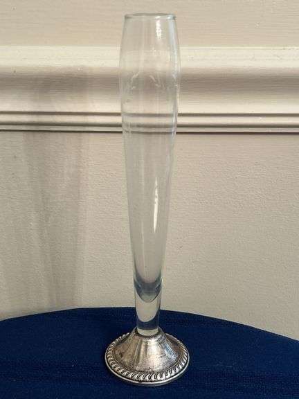 Duchin Silver weighted sterling base etched single rose vase…..9-3/4” tall…..120.7 grams image