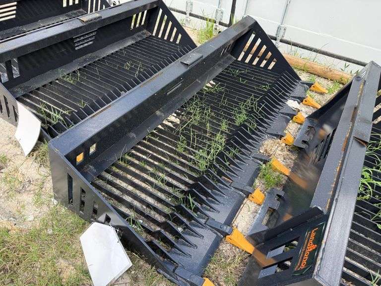 Unused 2023 Landhonor SKID STEER ROCK BUCKET, RB-14-84W image