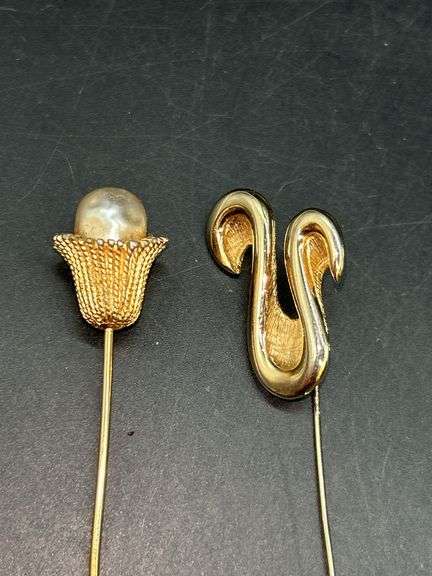 Grouping of (9) vintage hat pins