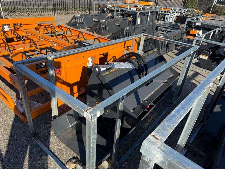 Unused 2024 Landhonor Vibratory Plate Compactor, VPC-11-72W image
