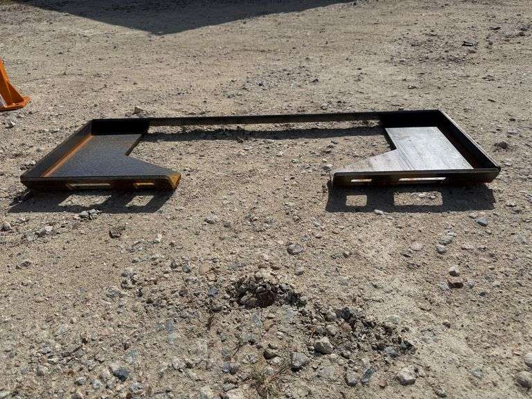Unused 2024 WOLVERINE ECOTRIC 3/8" Thick Quick Tach Cut Out Mount Plate image