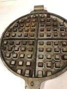 Rome Cookware waffle iron. 7” diameter.