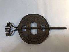Vintage Cast iron stove pipe flue damper. 5 inch. Reversible. The Arcade Mfg. Co. Freeport, ILL.