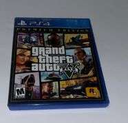 PS4 Grand Theft Auto V game, case, map, booklet