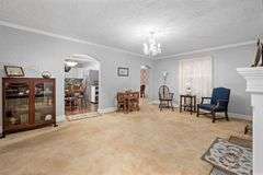 4BR/2BA Collierville home on a prime .91-acre lot