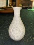 Lenox Floral Blossoms Collection Vase with 14k Gold Trim…..7-3/4” tall