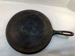 Wagner Ware cast iron griddle, specifically a No. 9 Sidney Arc Logo  Griddle. H G. 10.5” diameter. HS marked. No spin, no wobble.