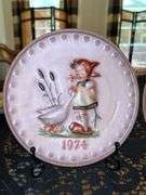 Set of (2) Hummel Annual Decorative Plates…..left is 1974 4th Annual, right is 1975 5th Annual