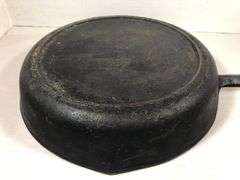 BSR #8 skillet. 8B 2 spout  Heat ring.