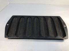 Vintage Lodge cornbread 7 stick pan. #2 R.  12.5 x 6”