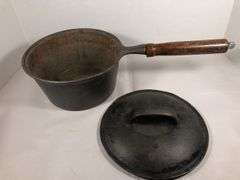 Sauce pan 1 quart with lid and wood handle. Made in Taiwan. #1  U. 7.5” diameter. No spin, no wobble.