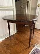 Statton TruType Americana single drawer drop leaf side table with brass casters…..does have spotting on top…..sides down 19 x 27-1/2 x 26-1/2 tall….side up 35-3/4w