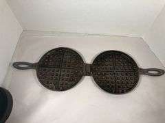 Rome Cookware waffle iron. 7” diameter.