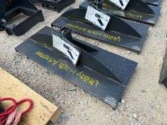 Unused 2024 Landhonor Skid Steer Utility Hitch Adapter 2" Receiver, UHA-16-3000G