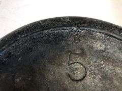 Vintage Lodge #5 2 spout skillet with 3 notch heat ring. 8” diameter. No spin, no wobble.