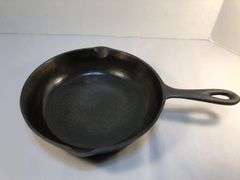 Beautiful BSR No. 5.  2  spout 8 1/8” cast iron skillet with heat ring. Newly seasoned. No spin, no wobble.