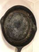 Martin Stove and Range Co. Florence Ala. #8 skillet. 2 spout. Heat ring.
