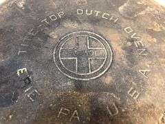 Vintage small logo Griswold #8 tite-top Dutch oven. 10” Diameter.  4” H.  No lid. #1278. O.  Erie, PA USA.