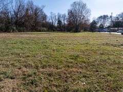 3.06 acre lot in Dyersburg, TN