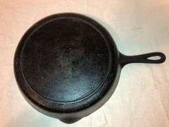 #8 Lodge USA #8 CF (Chicken Fryer) 10 1/4" Cast Iron Deep Fryer Skillet with heat ring. 10” diameter.