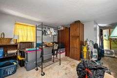 4BR/2BA Collierville home on a prime .91-acre lot