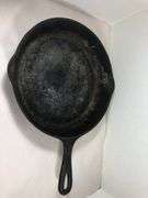 Martin Stove and Range Co. Florence Ala. #8 skillet. 2 spout. Heat ring.