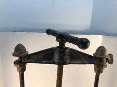 Antique Griswold Classic fruit & lard press. 24 qt. 16” h x 12” W. x 9” D. Crank works. Number 47.