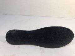 Antique cast iron cobbler’s shoe mold. #33.  8 1/2 x 2 3/4”.