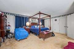 4BR/2BA Collierville home on a prime .91-acre lot