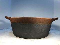 Unseasoned 5.5 qt GreenPan USA. No lid. 11” diameter. 4 1/2” H. Very heavy pan.