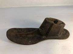 Child size cobbler’s shoe mold. 7 x 2.5 x 2”.