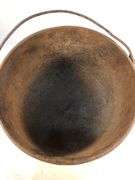 Antique gate marked 3 leg bean pot. 9” diameter. 7 1/4” H.