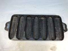 Vintage BSR 7 ear cornbread mold. 7 B  K F 13 x 5 1/2”