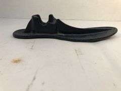 Antique cast iron cobbler’s shoe mold. #33.  8 1/2 x 2 3/4”.