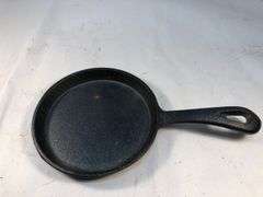 Mini 5” cast iron cookie skillet. 3.75” handle. No markings. No spin, no wobble.