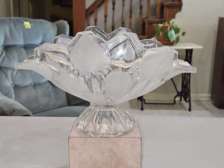 Vintage Large Clear Crystal Fan Fluted Centerpiece Fruit Bowl w/Frosted Petal Patterned Design in excellent vintage condition... image