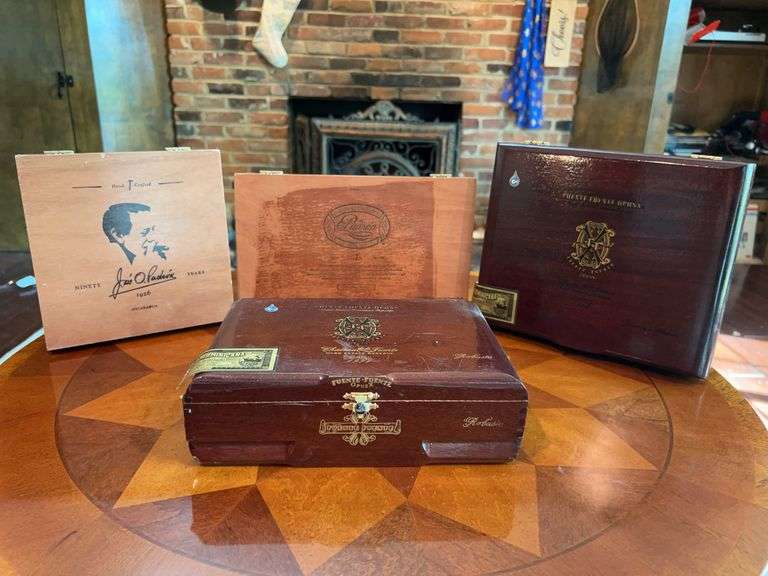 Selection of (7) wooden cigar boxes (see all pics) image